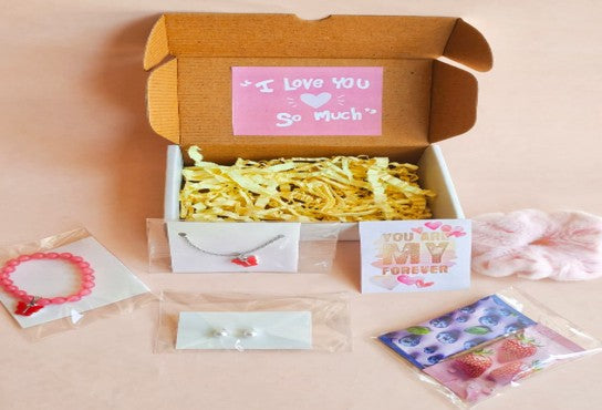 Mini Love Box