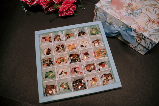 Signature Luxe Chocolate Box