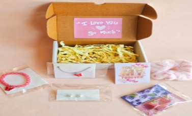 Valentine Gift Box